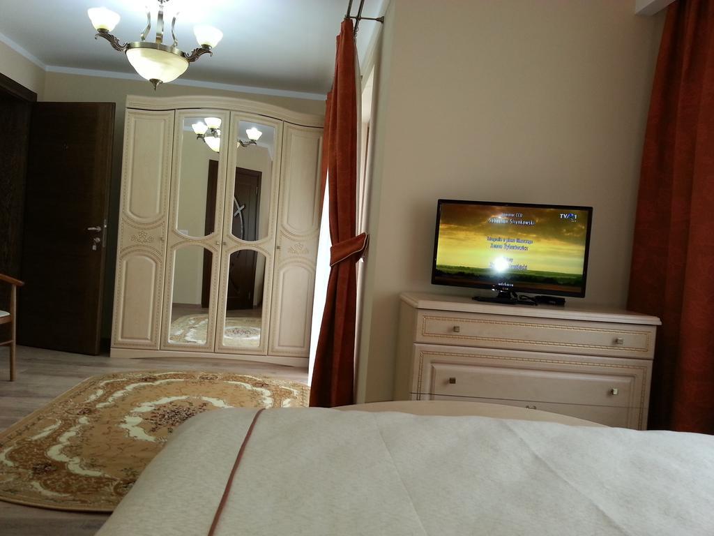 Pensiunea Eladi บอร์ชา ภายนอก รูปภาพ